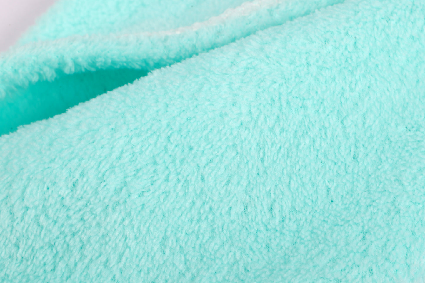 Toalla-gorro de microfibra para secar el pelo verde TL24101